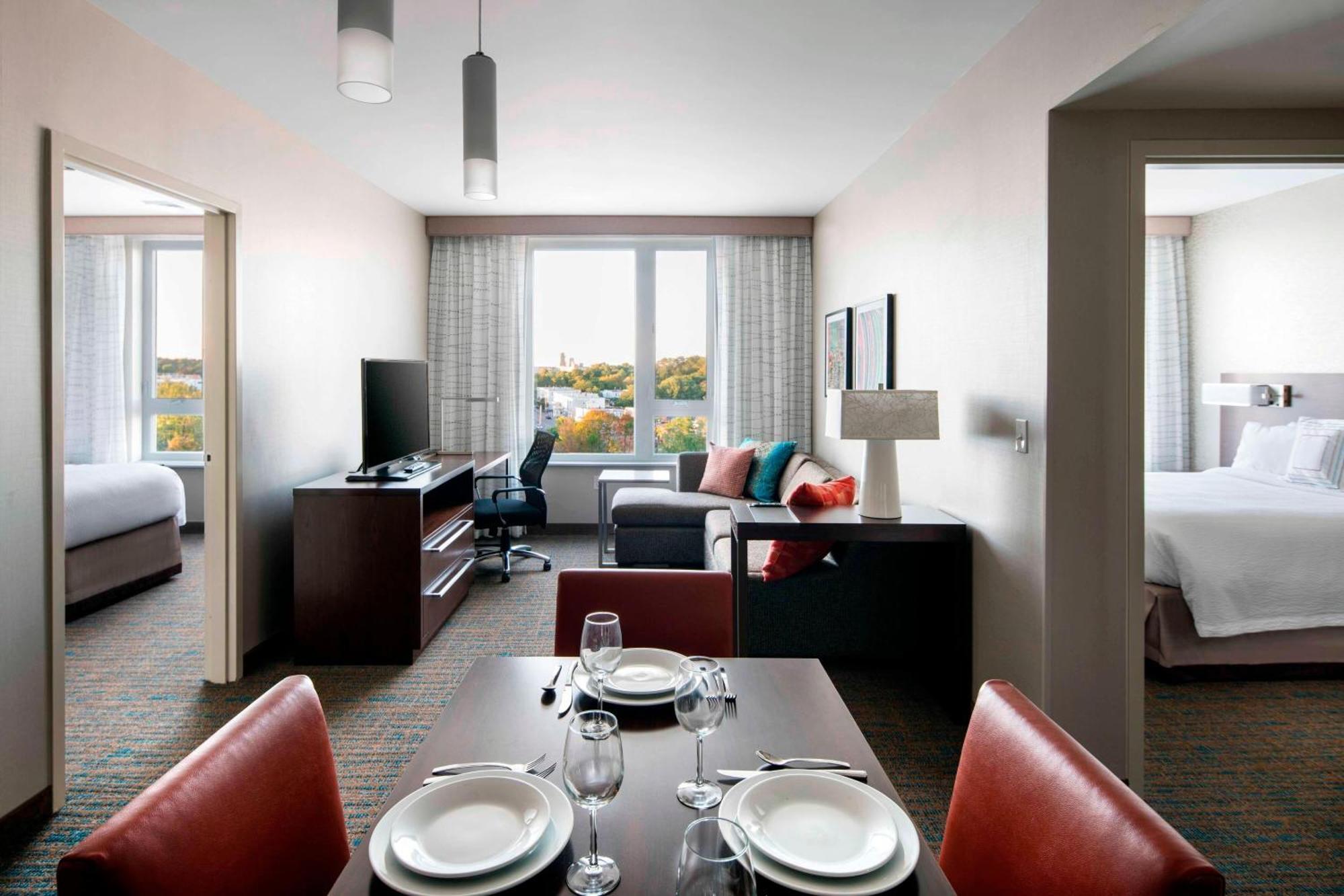 Residence Inn By Marriott Boston Уотъртаун Екстериор снимка