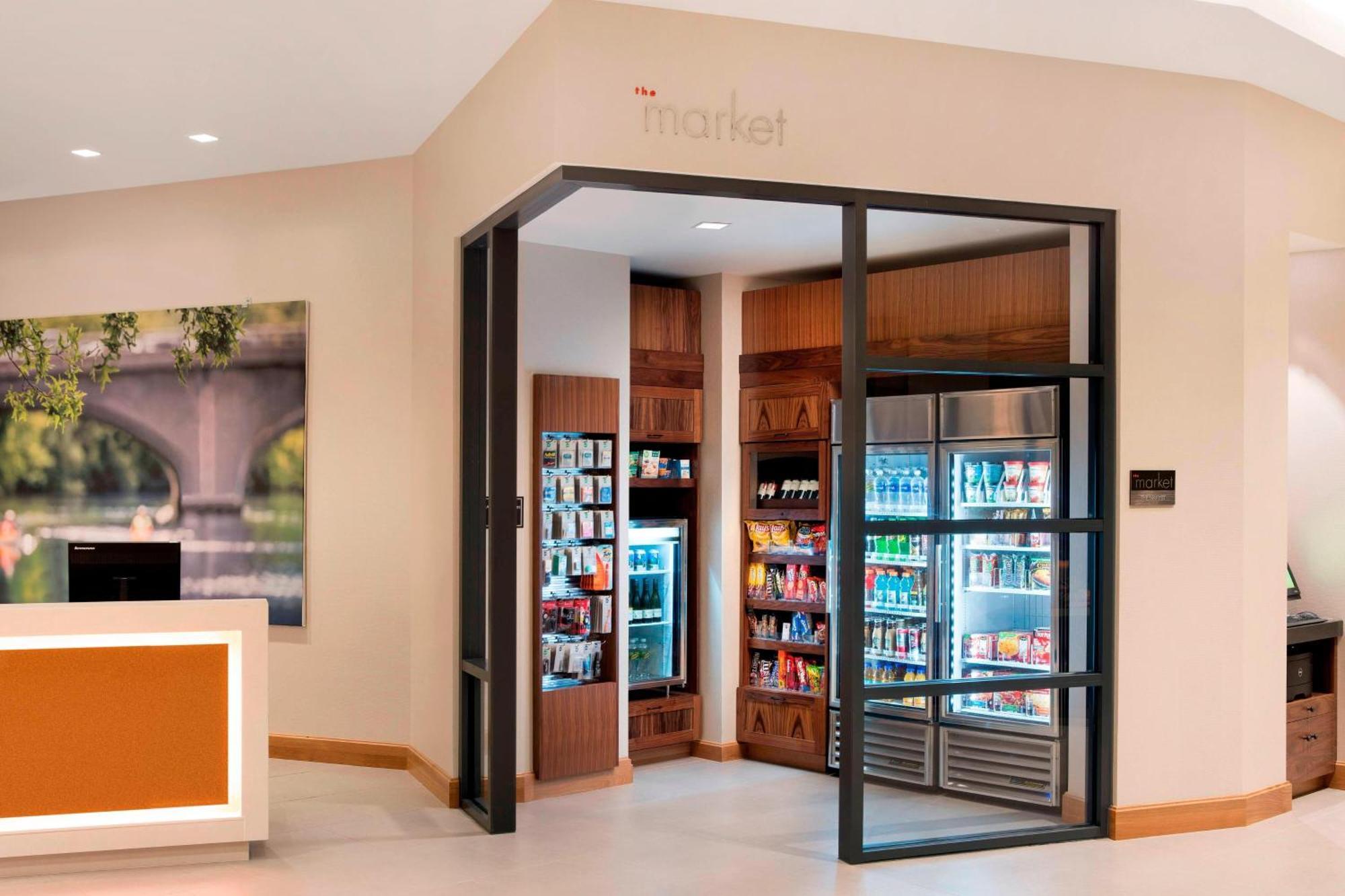 Residence Inn By Marriott Boston Уотъртаун Екстериор снимка
