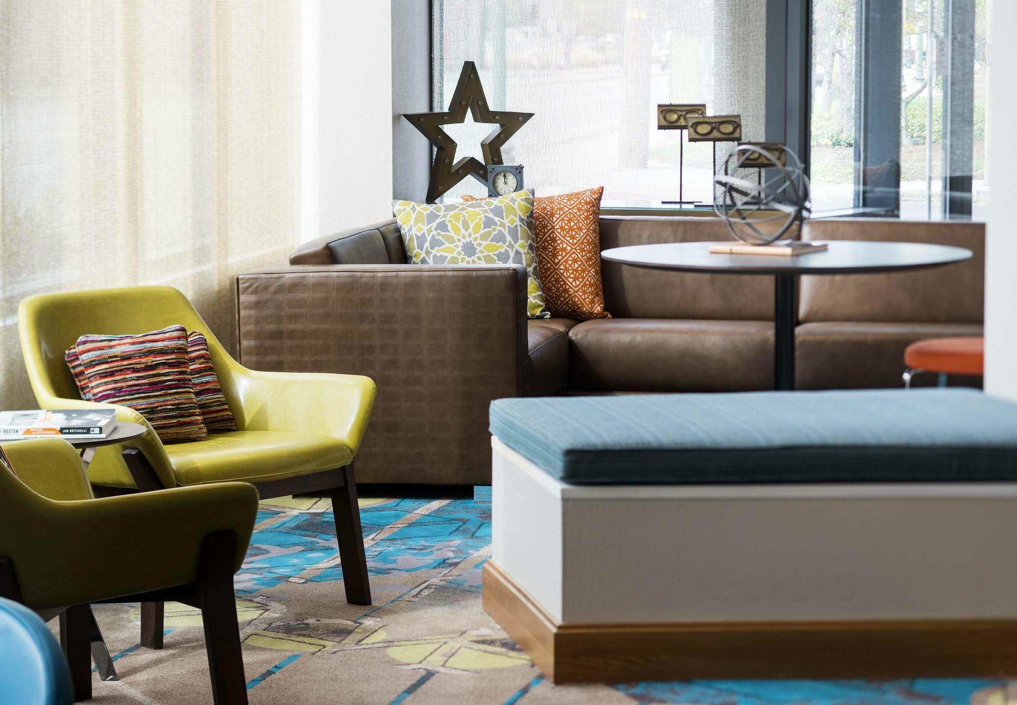 Residence Inn By Marriott Boston Уотъртаун Екстериор снимка