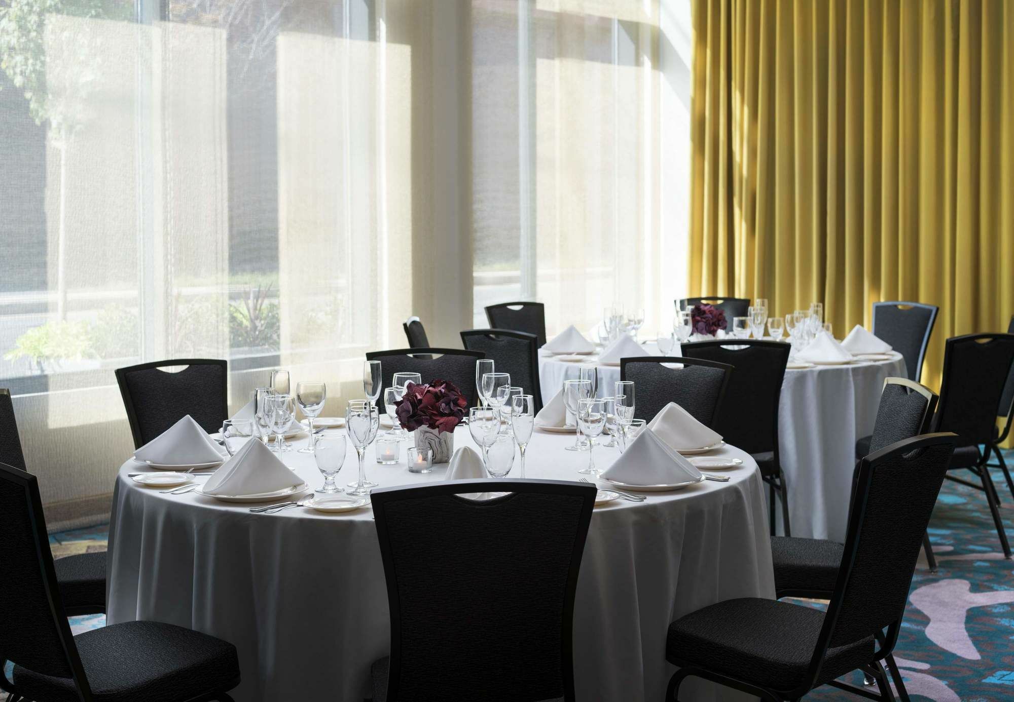 Residence Inn By Marriott Boston Уотъртаун Екстериор снимка